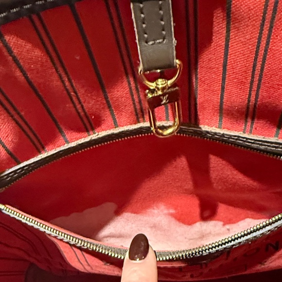 Louis Vuitton Neverfull Damier Ebene Tote - Picture 6 of 12